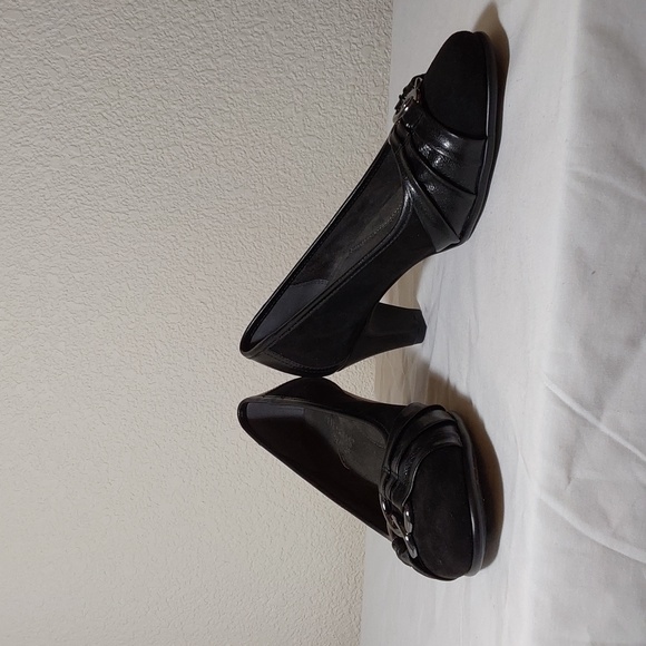 Aerosoles Kitten Heel Pump - Picture 1 of 3